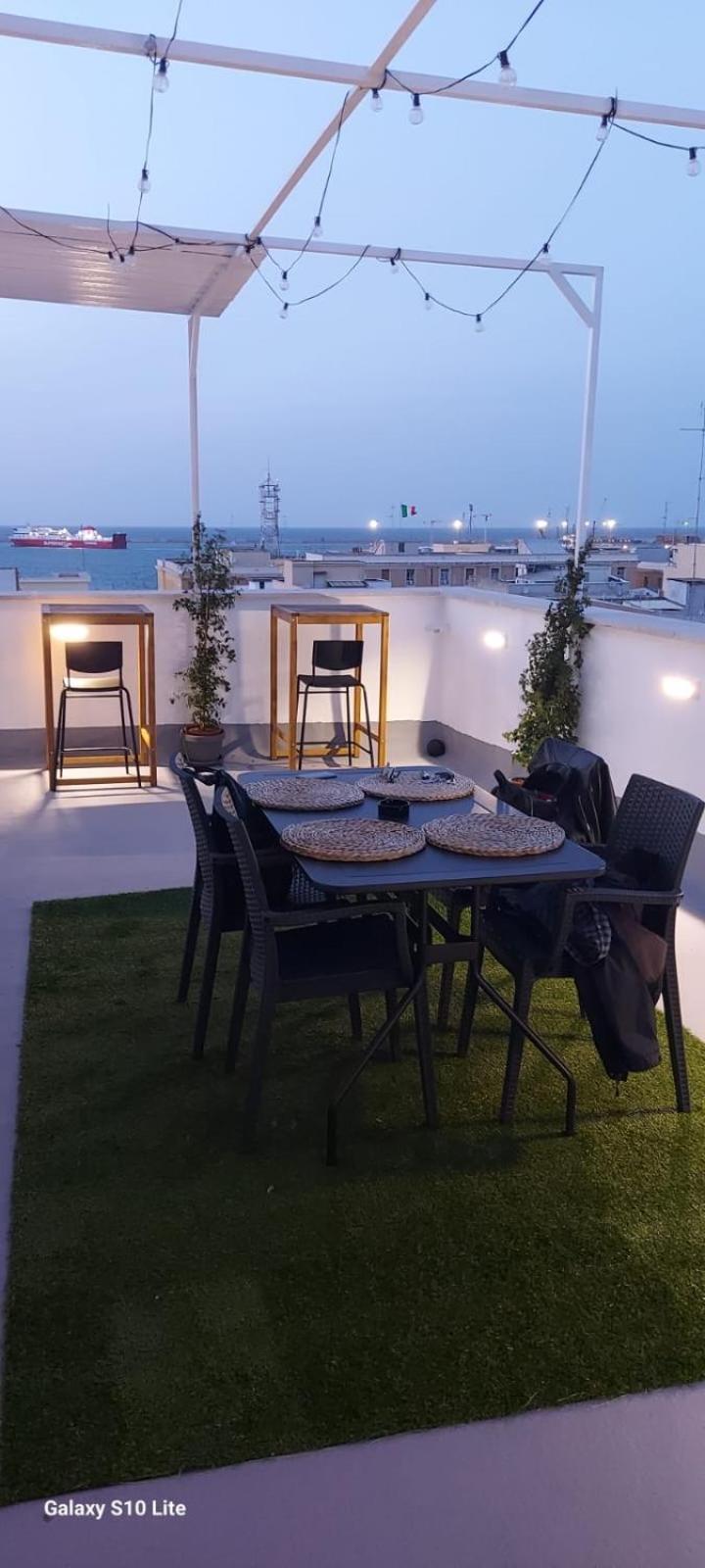 Apartamento Attic8 Bari Exterior foto